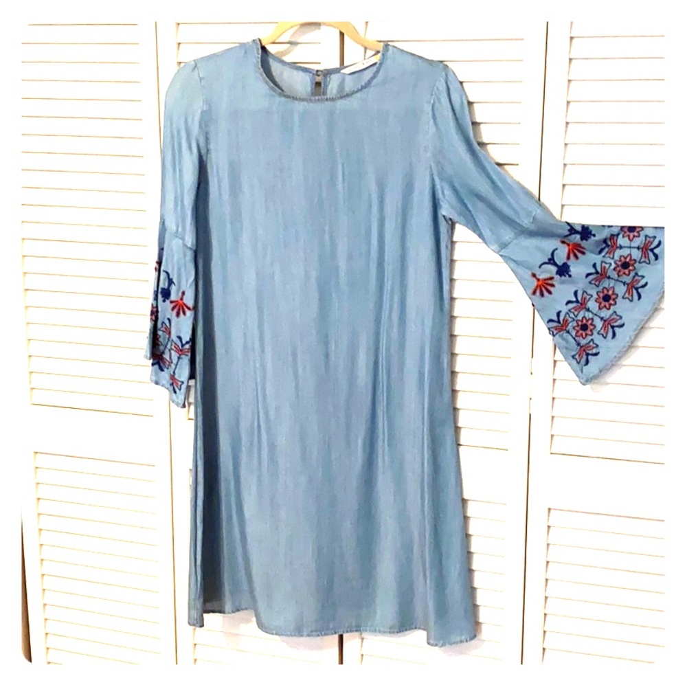 XS GIVEN KALE Lyocell Dress. So Soft Embroidered